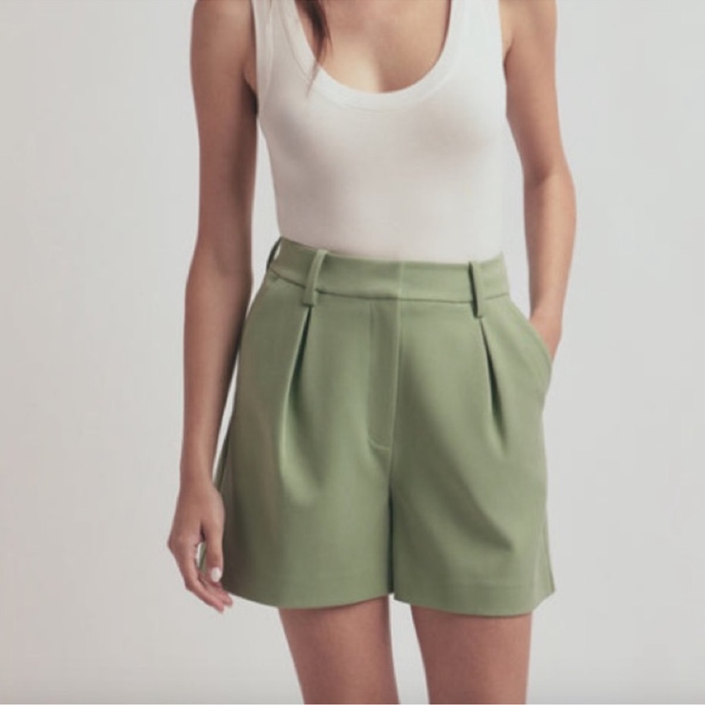 NWT favorite daughter Elegant Green Women's Shorts
